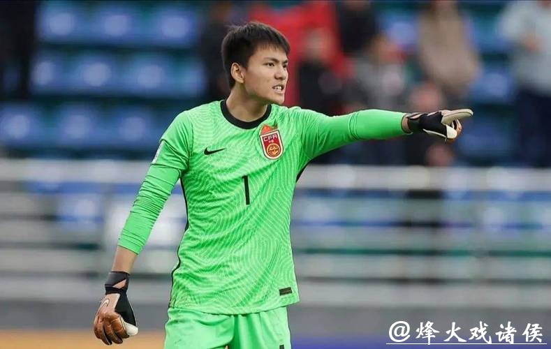 U23国门李昊回应晋级亚洲杯4强:计划有变,继续向前;队友晒门神图,快过年了给你贴上 U23国门李昊回应晋级亚洲杯4强:计划有变,继续向前;队友晒门神图,快过年了给你贴上